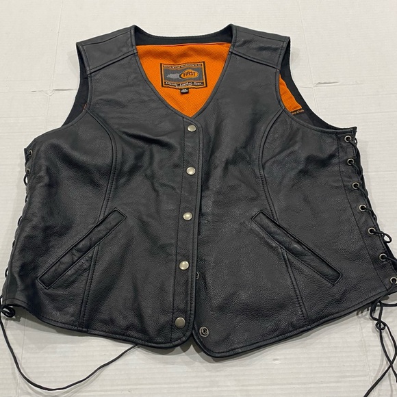 First Classics Authentic Leather Vest Women’s 3XL Motorcycle Stars Design - Picture 1 of 8